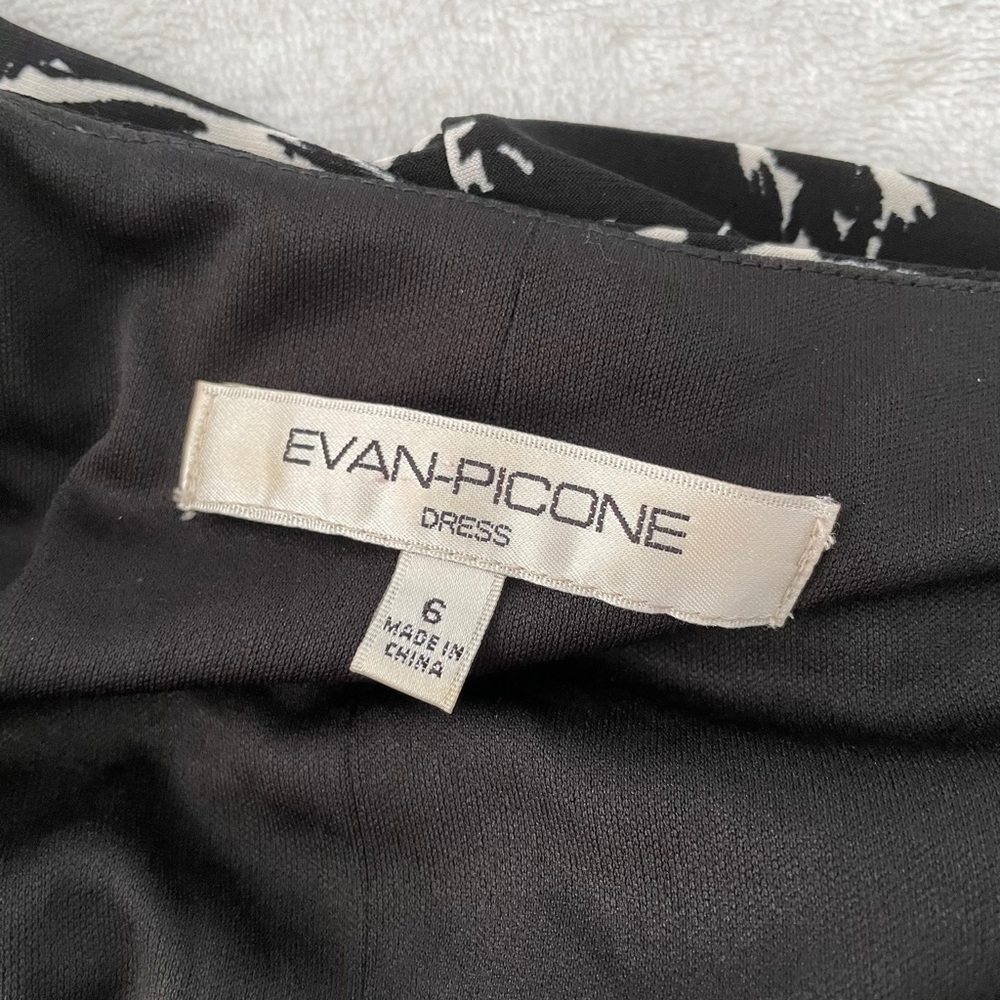 Vintage 90’s Evan Picone Black & White Floral Dress - Picture 8 of 8